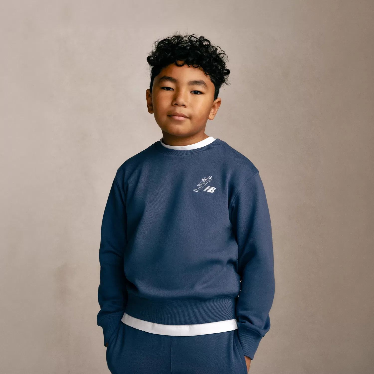 Детский свитшот с длинным рукавом с принтом Shohei Logo New Balance, Vintage Indigo — фото 2