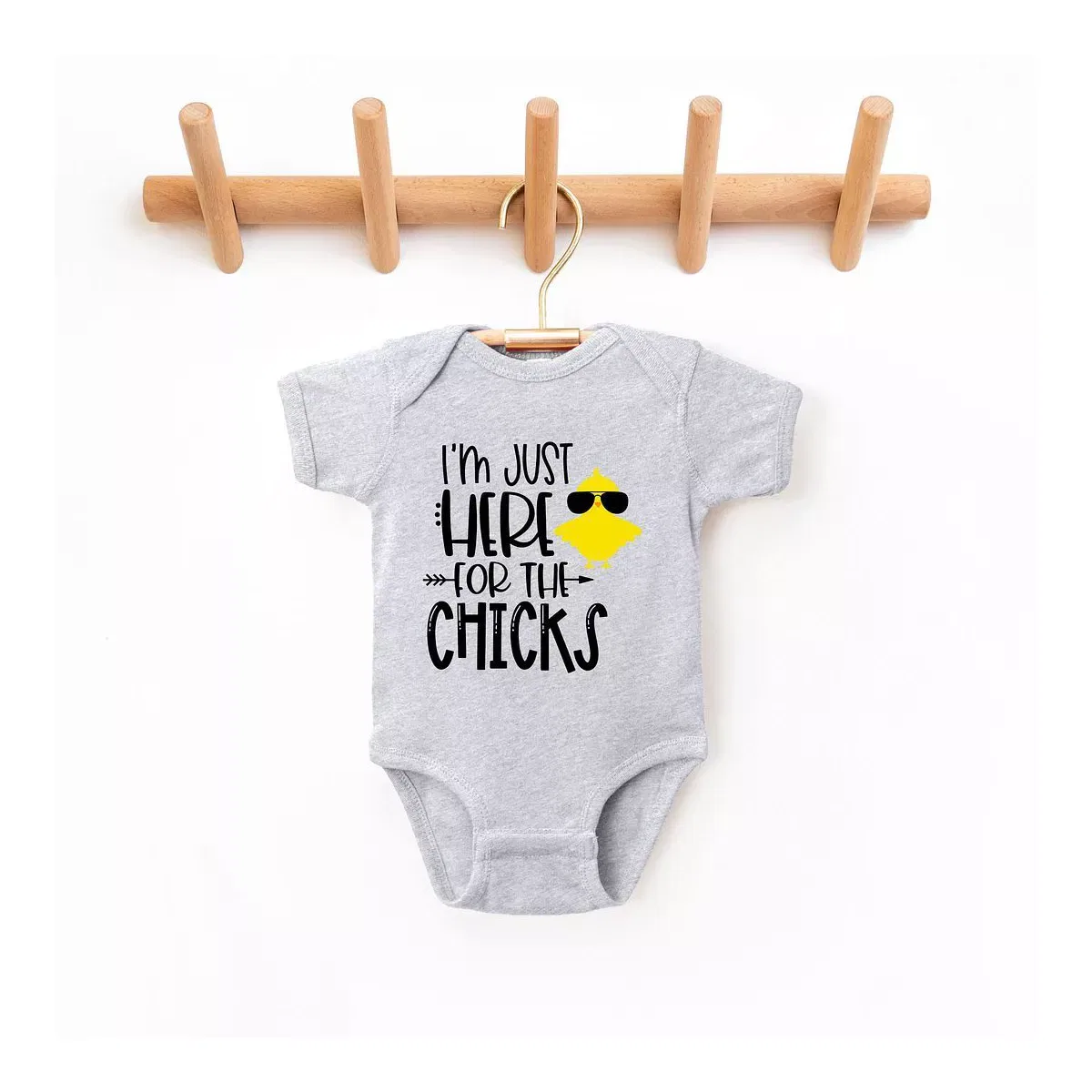 Детский боди с коротким рукавом I'm Just Here For The Chicks The Juniper Shop, Heather Grey