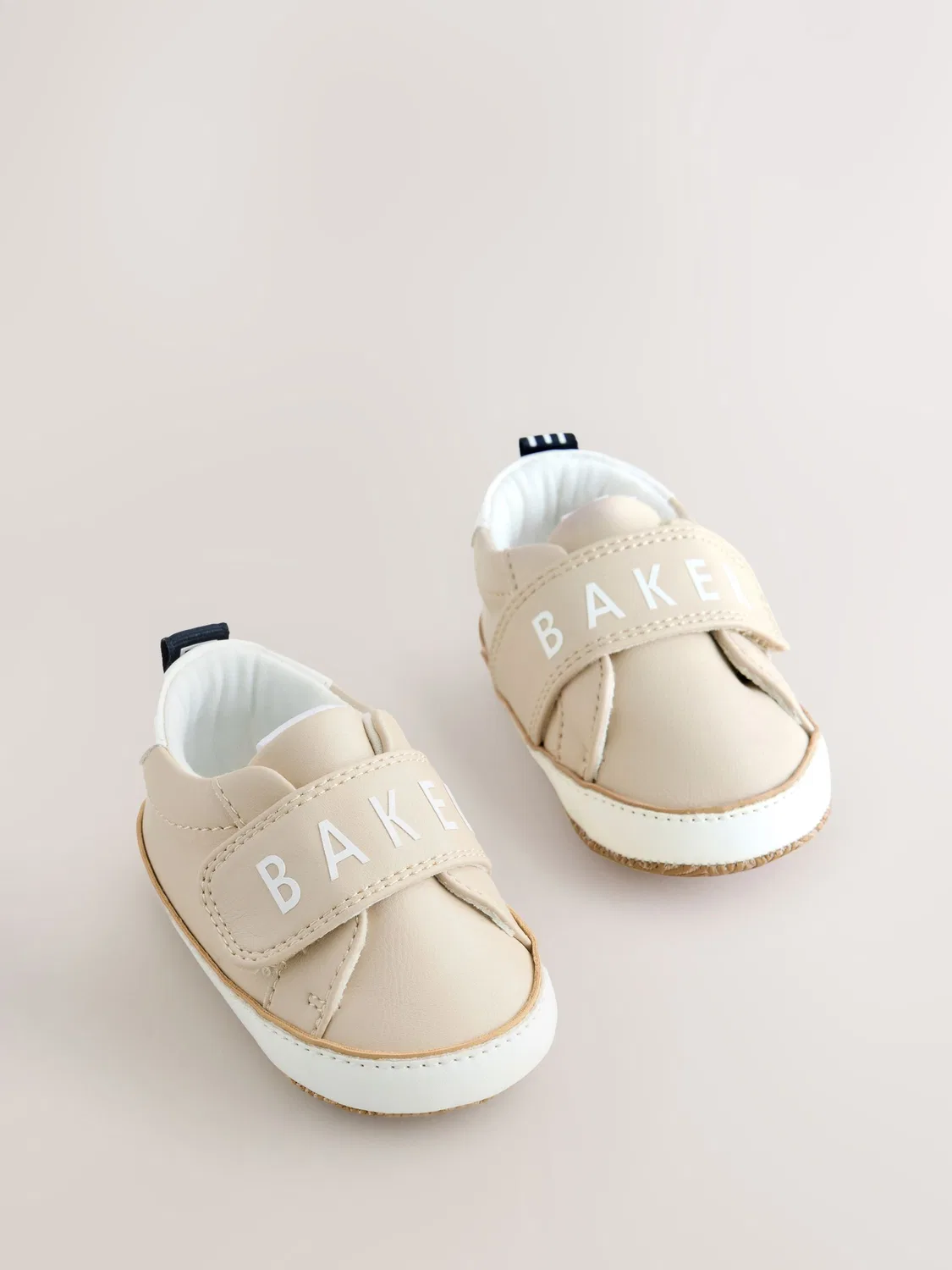 Кроссовки детские Baby Padders Baker by Ted Baker, Stone