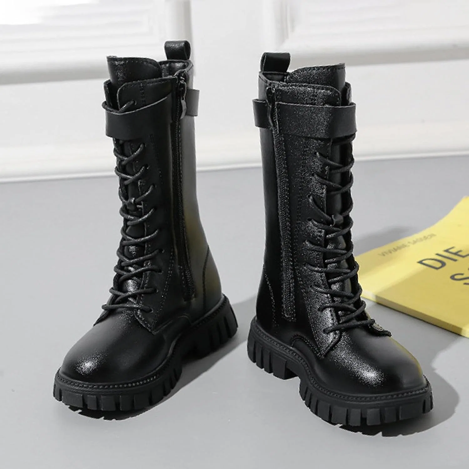 Детские ботинки для девочек с кожаным верхом и шнуровкой Combat Boots For Girl BANGTEUO, Black — фото 2