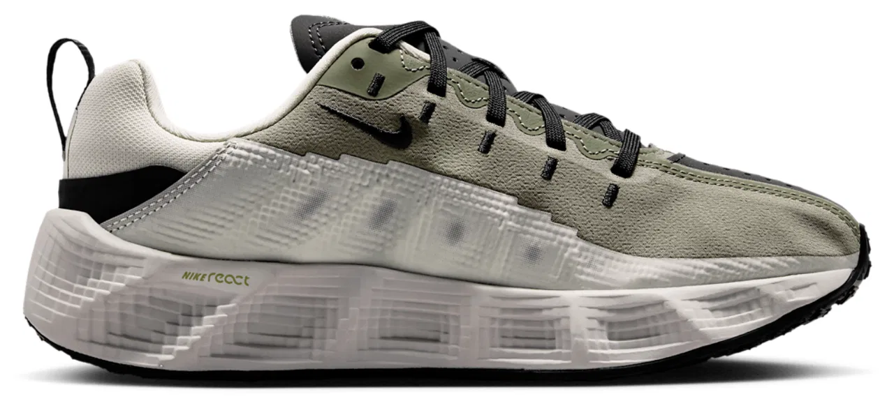 Кроссовки для мальчиков Ava Rover Nike, цвет Dark Smoke Grey/Light Army/Pink Smoke