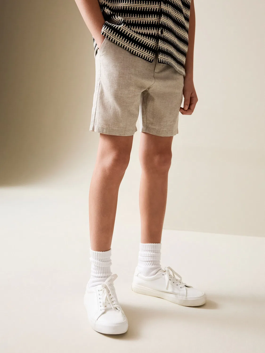 Шорты чинос из льняной смесовой ткани, Regular Fit Next, Stone Linen Blend