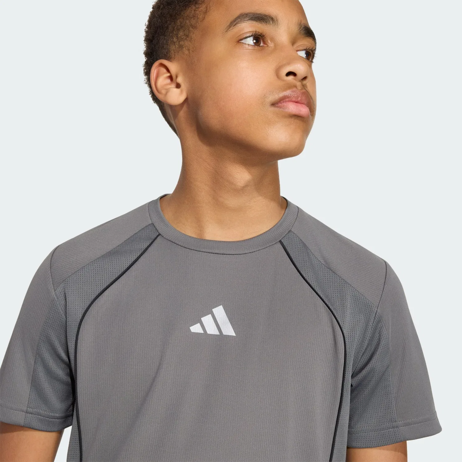 Спортивная футболка Adidas Sportswear Performance Shirt Tech Apparel, светло-бежевый — фото 4