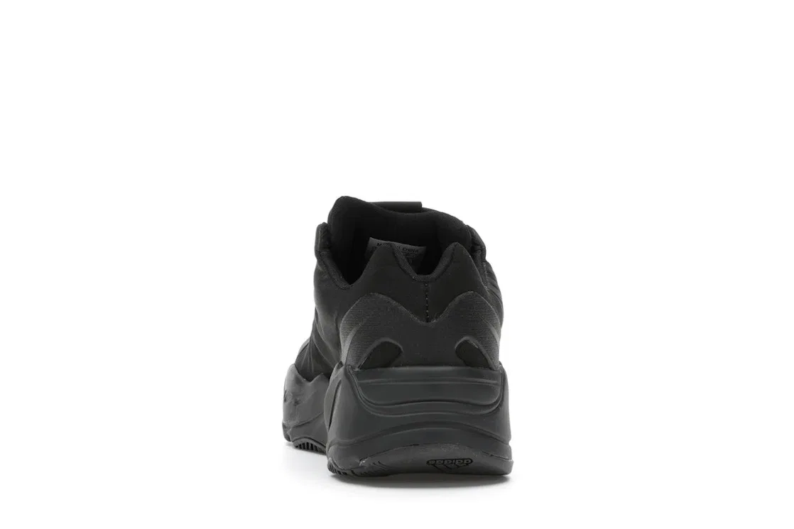 Детские кроссовки Lifestyle с принтом Adidas Yeezy Boost 700 MNVN, Black/Black/Black — фото 4