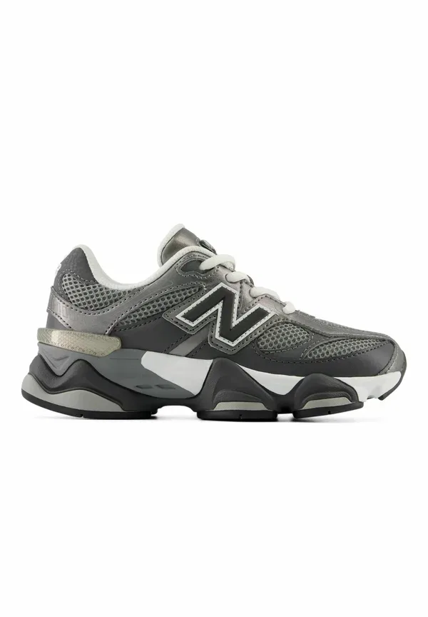 Кроссовки с кожаными вставками 9060 New Balance magnet faded black, черный — фото 4