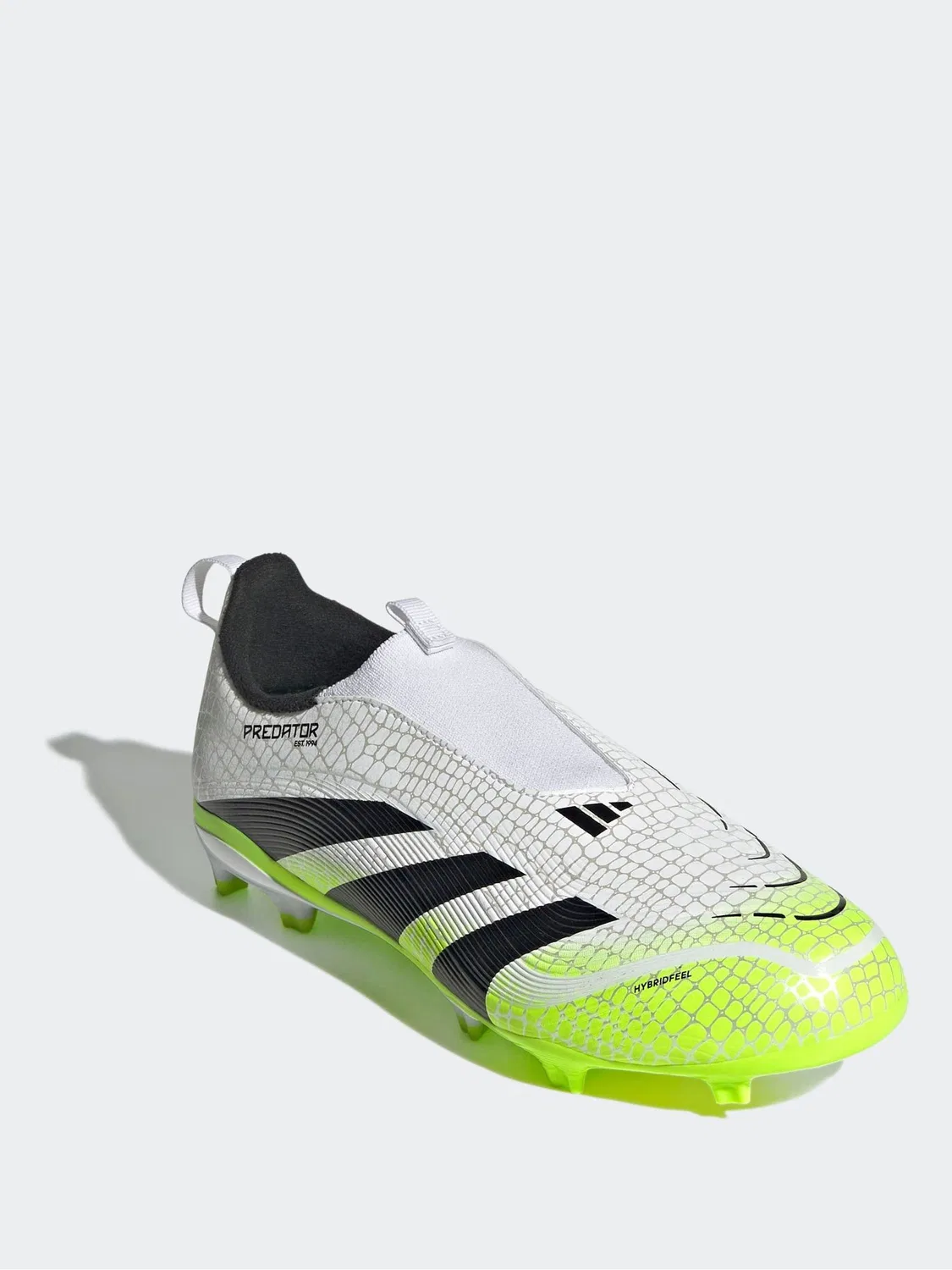 Футбольные бутсы Predator League Laceless adidas, белые