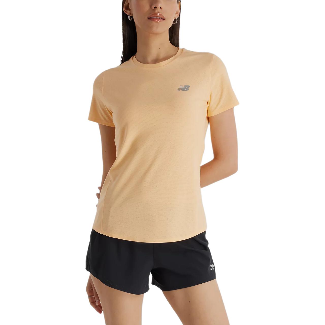 

New Balance Футболка Women's Peach Blossom