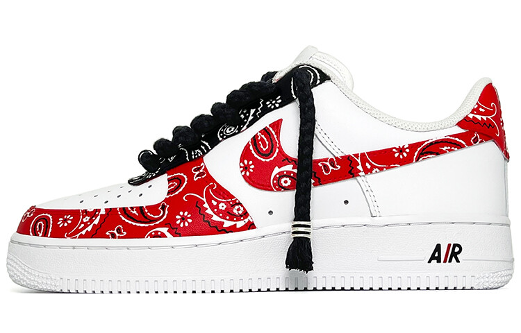 

Кроссовки Nike Air Force 1 Skateboard Shoes Women's Low-Top Black White Red