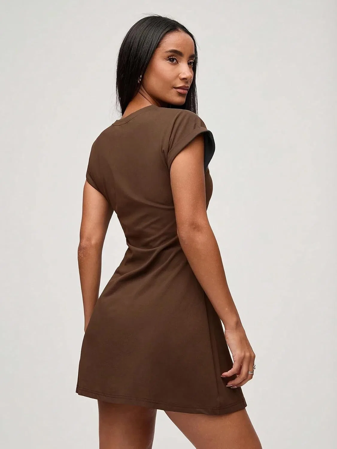 Женское мини-платье А-силуэта с открытой спиной, Brown — фото 3