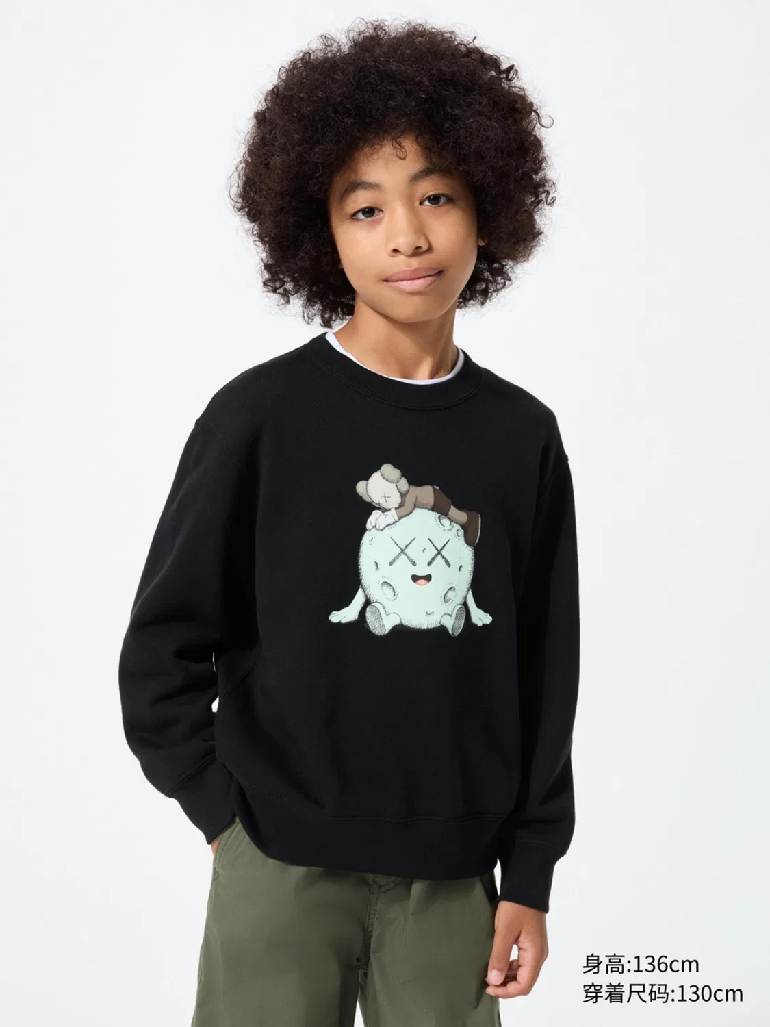 Толстовка с длинным рукавом UT KAWS Uniqlo, черный — фото 2