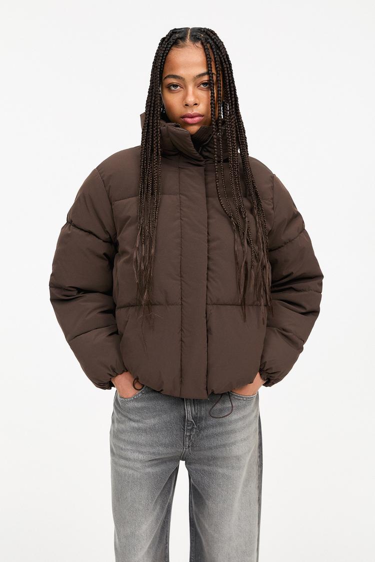 

Пуховик с высоким воротом Pull And Bear, коричневый