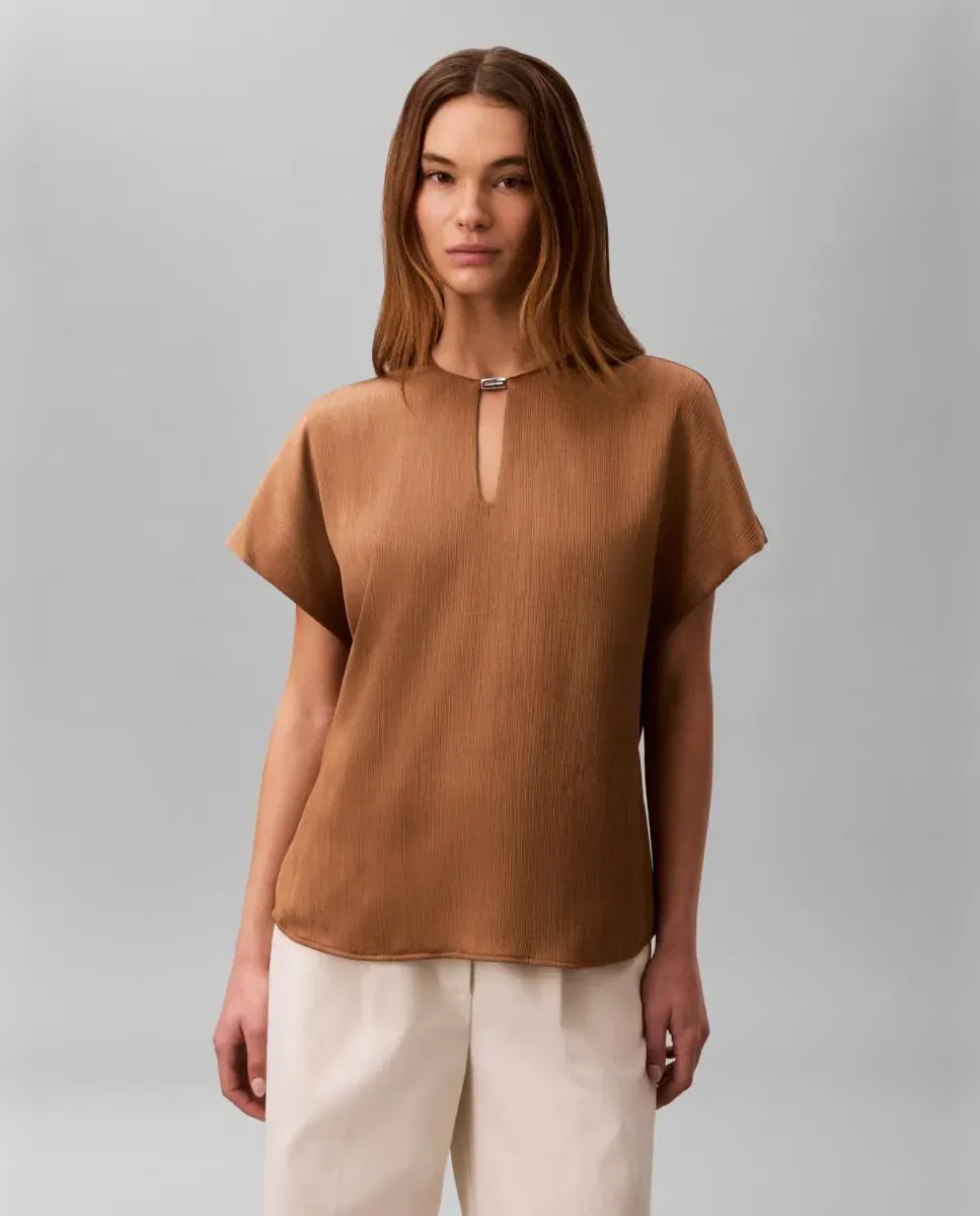 Женская блуза с плиссе с металлической отделкой Calvin Klein, Marrón