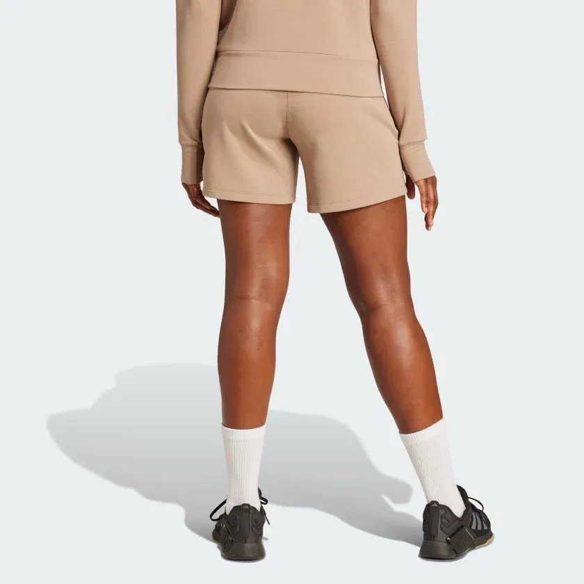 Женские тренировочные шорты adidas с внутренними леггинсами, Chalky Brown — фото 2