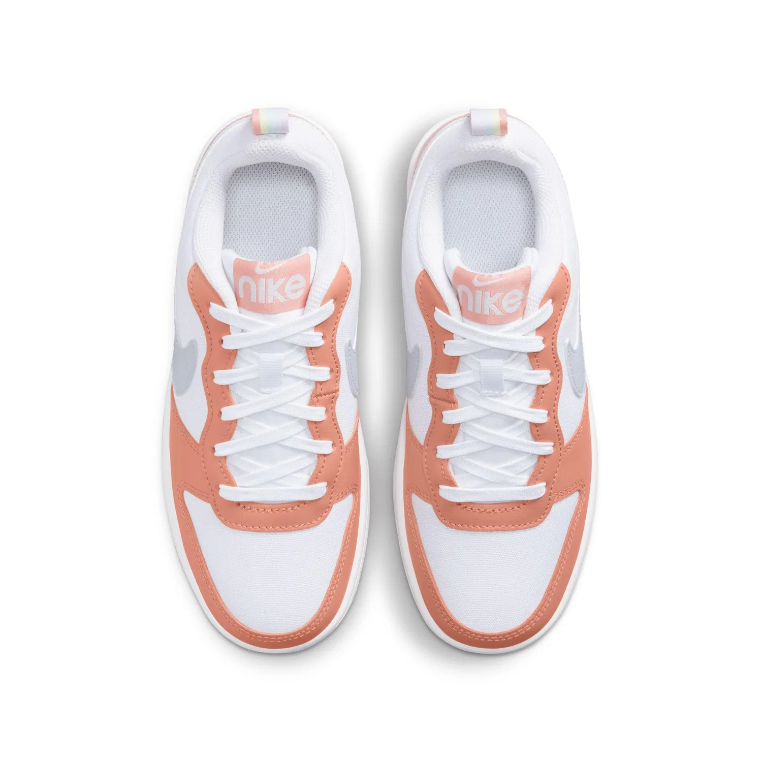 Детские кроссовки для мальчиков с низким верхом NIKE Court Borough Low 2 Se NIKE, White Aura Lt Madder Root Cave Stone — фото 3