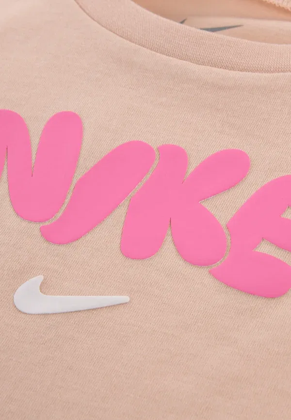 Комплект из футболки и шорт с принтом Nike Sportswear, розовый — фото 3