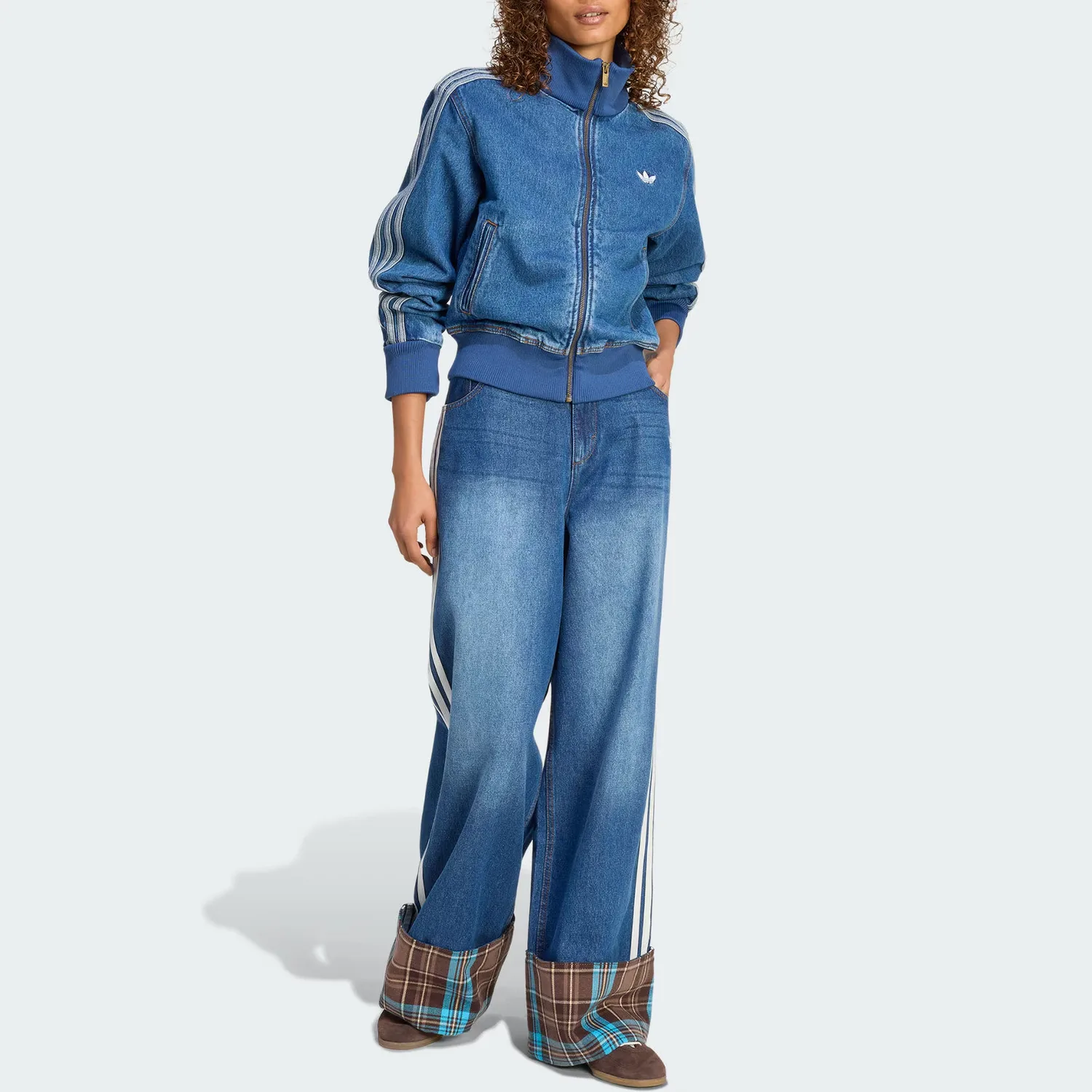 Джинсы с боковой полосой и клетчатыми манжетами Adidas Originals, Denim Indigo/Coffee/Brown — фото 3