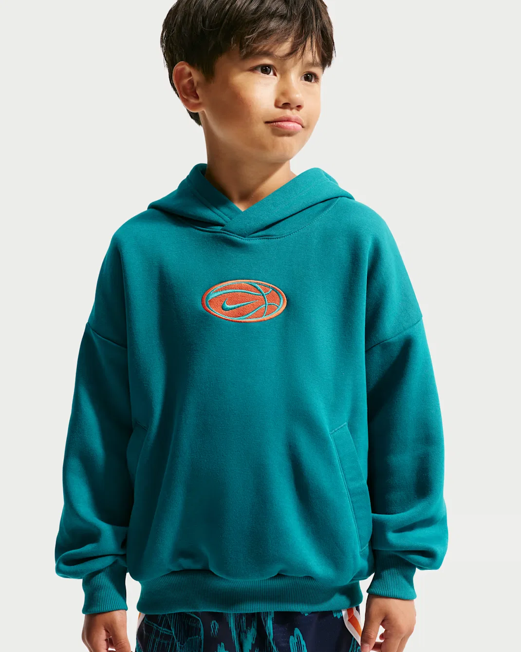 Детская баскетбольная толстовка Dri-FIT Nike, Bright Spruce/Safety Orange — фото 3