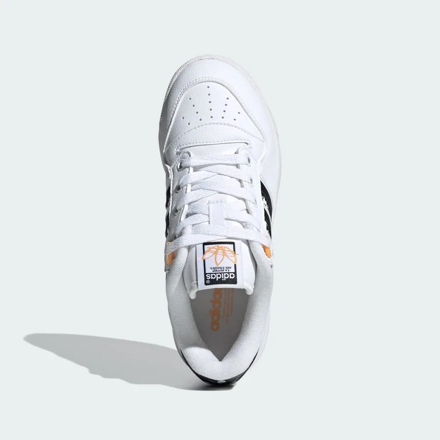 Кроссовки детские с принтом Rivalry Low adidas, Бело-черный — фото 4