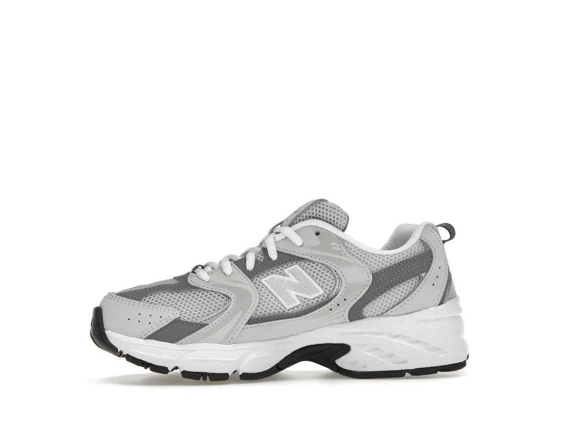 Детские кроссовки Lifestyle New Balance 530, Grey Matter/Silver Metallic — фото 3