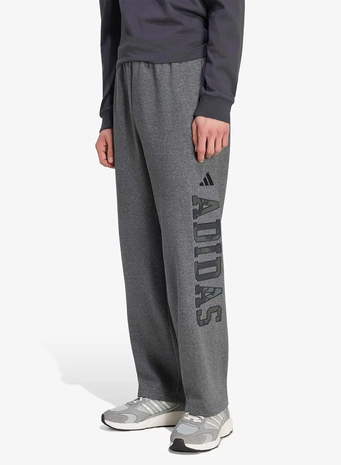 Штаны из футера с принтом Camo Adidas, серый