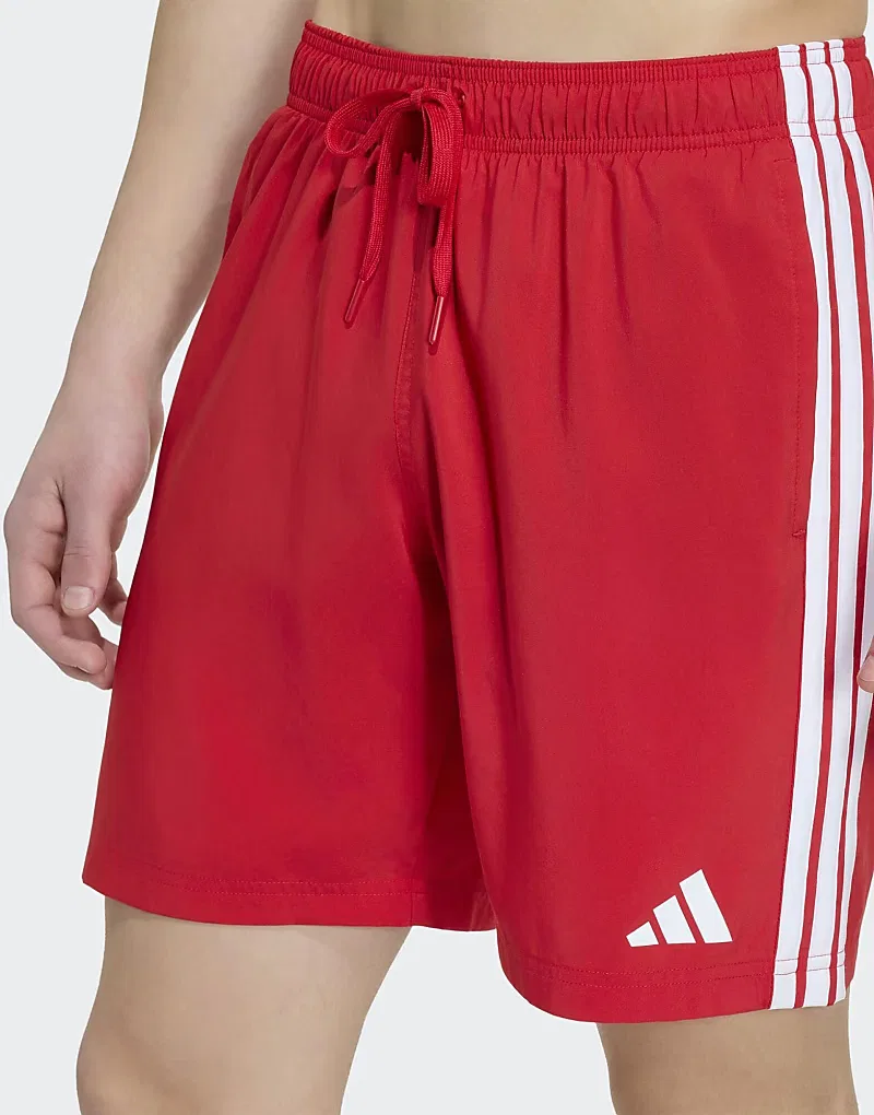 Плавки Adidas Performance с тремя полосками, длина 8 дюймов, алый/белый — фото 3