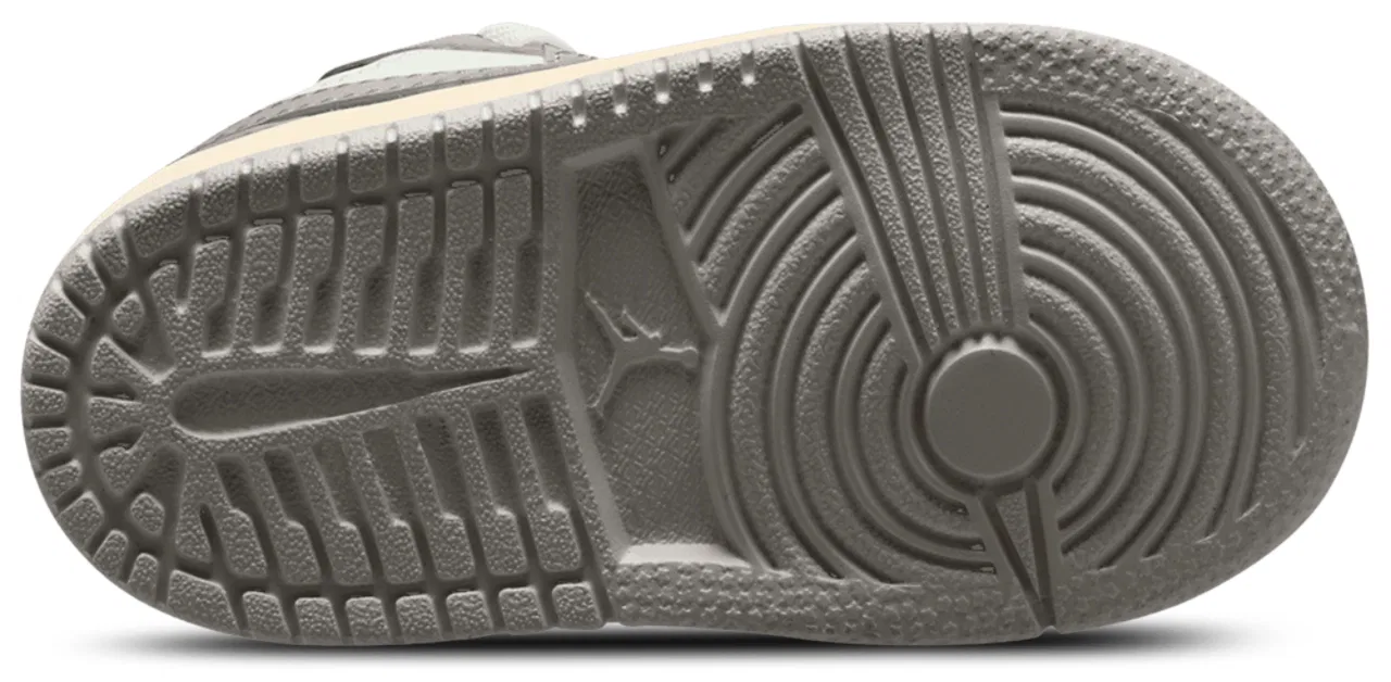 Детские кроссовки AJ 1 Low Alt Jordan, цвет Olive Grey/Summit White/Enigma Stone — фото 4