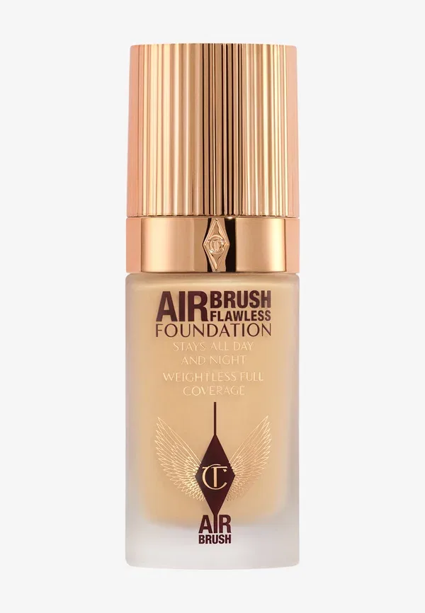 Безупречная тональная основа, созданная с помощью аэрографа 30 мл Charlotte Tilbury, цвет 5 warm