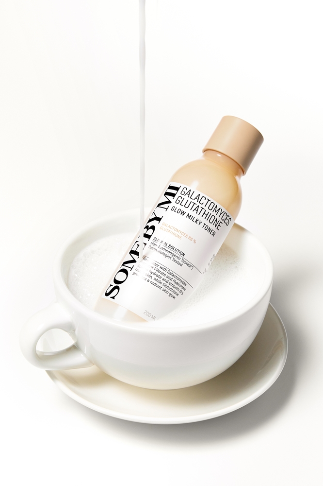 Тоник Some By Mi — Молочный Galactomyces glutathione Glow, успокаивающий и увлажняющий с осветляющим эффектом, 200 мл — фото 4