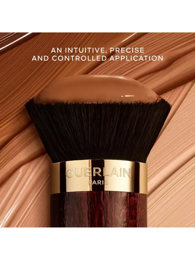 Кисть для макияжа Кабуки Guerlain — фото 2