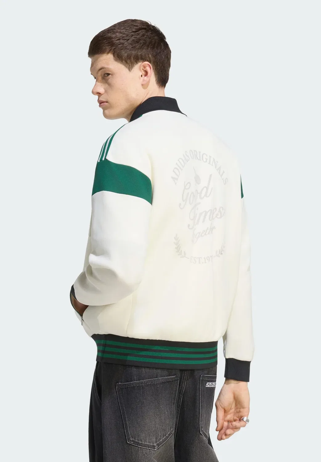 Спортивная куртка m - бомбер Adidas Originals, Off White