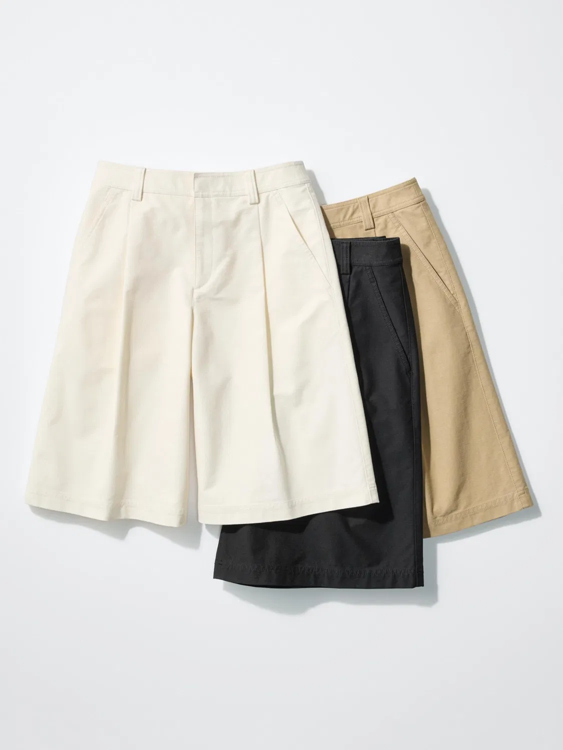 Шорты трикотажные со складками Uniqlo, молочный — фото 3