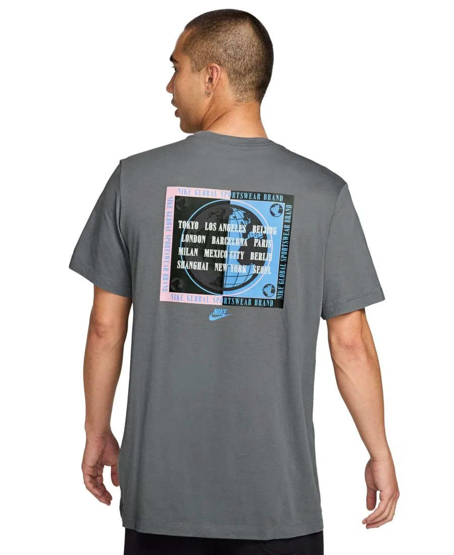 Футболка с коротким рукавом и принтом Nike Sportswear Men's Classic-Fit Short-Sleeve Graphic T-Shirt, Smoke Gray