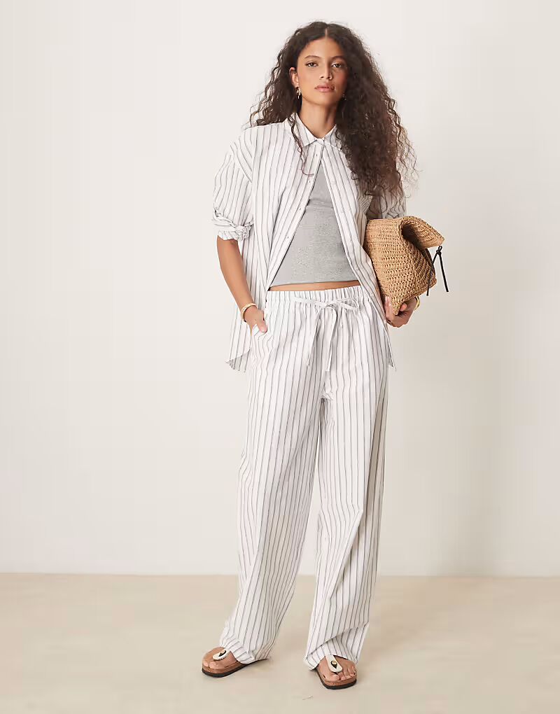 

Льняные брюки ASOS DESIGN в черную полоску без застежек