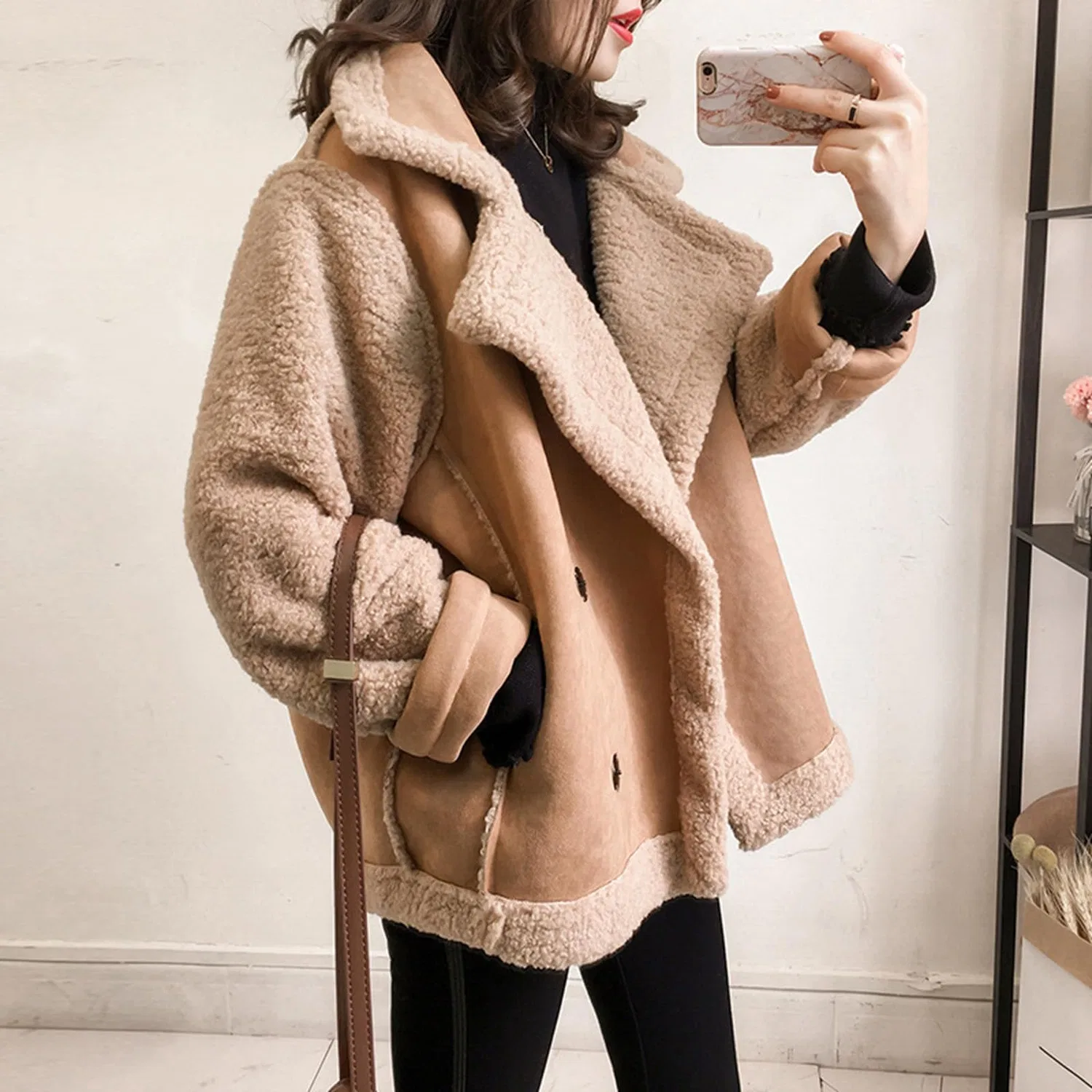 Женское пальто из овчины с пуговицами Lambswool Sheepskin, Dark Khaki — фото 3