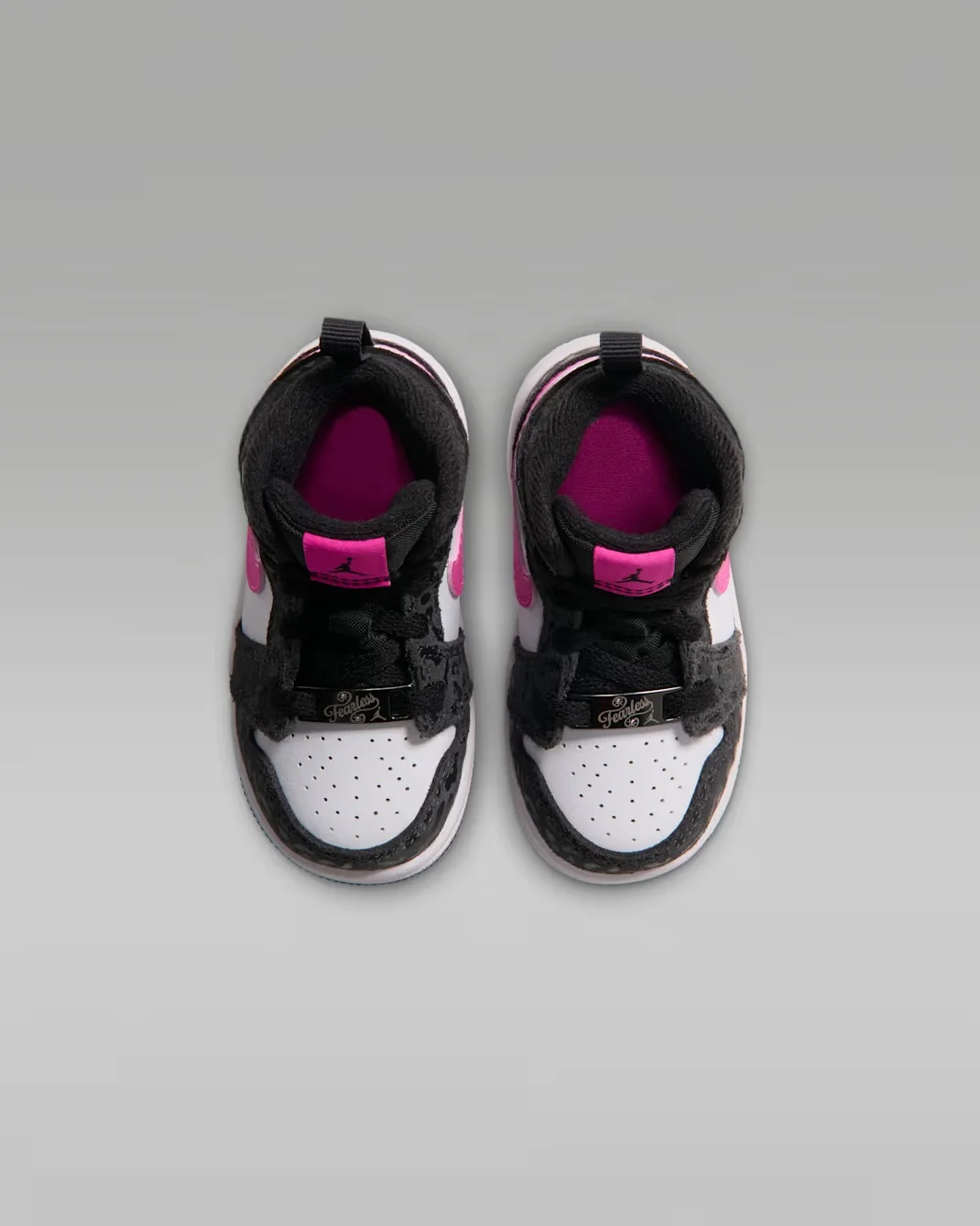 Кроссовки детские Nike Jordan 1 Mid SE, черный/розовый — фото 3