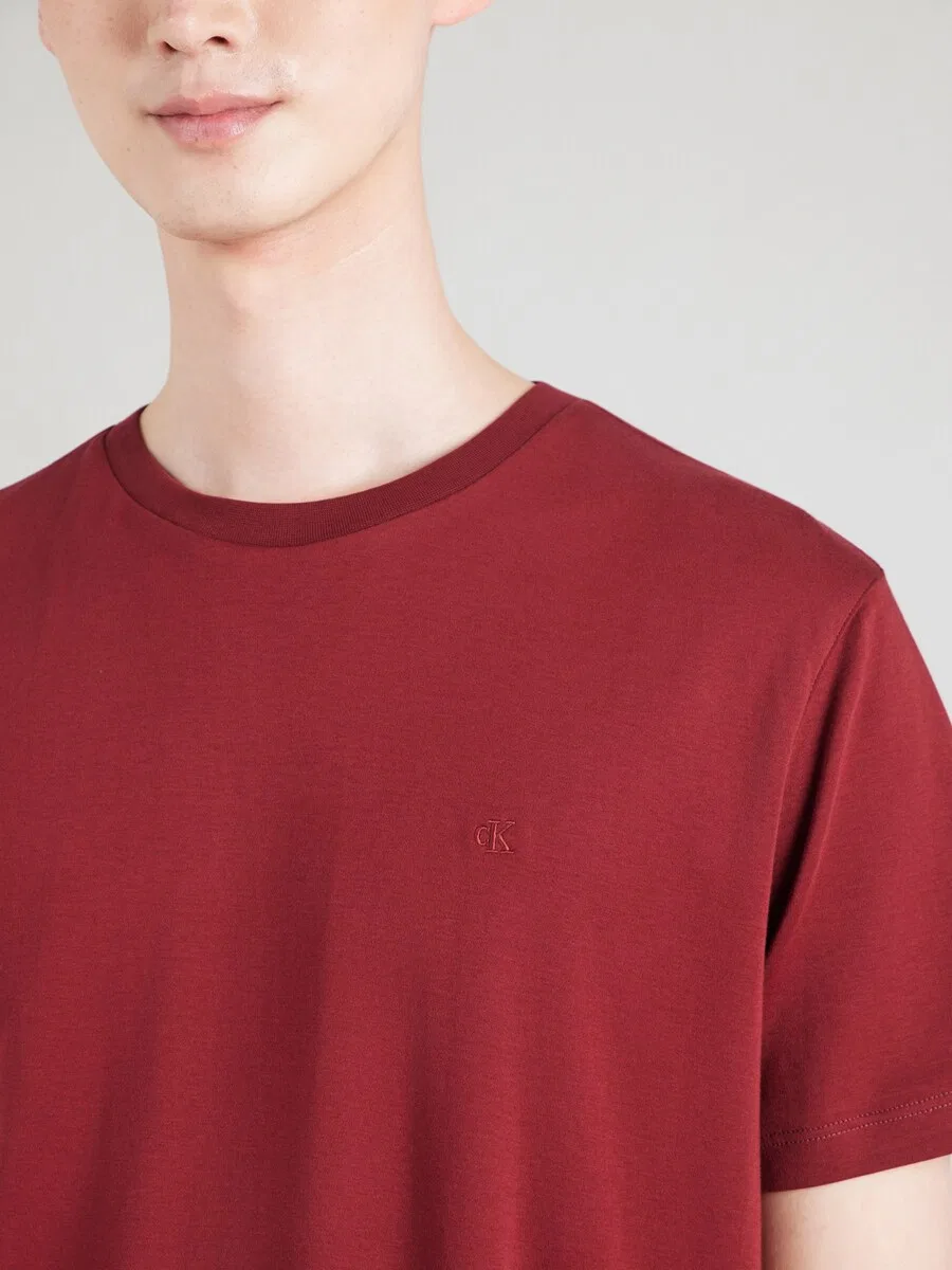 Футболка Calvin Klein рубиново-красного цвета — фото 3