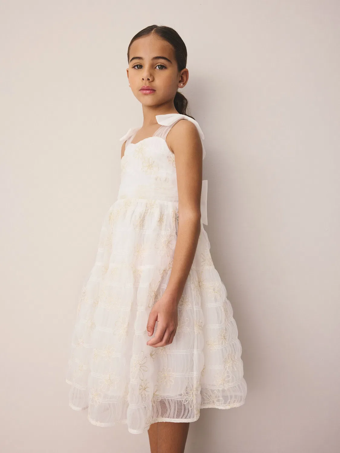 Платье с вышивкой и бантом Laura Ashley, Ivory — фото 2