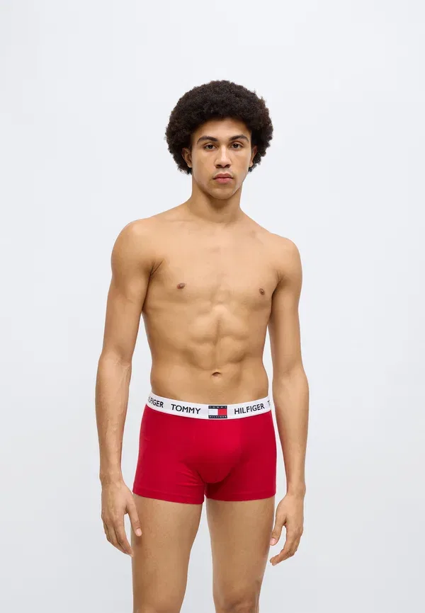 Комплект трусов из 3 штук Heritage logo, Tommy Hilfiger, белый/красный — фото 2