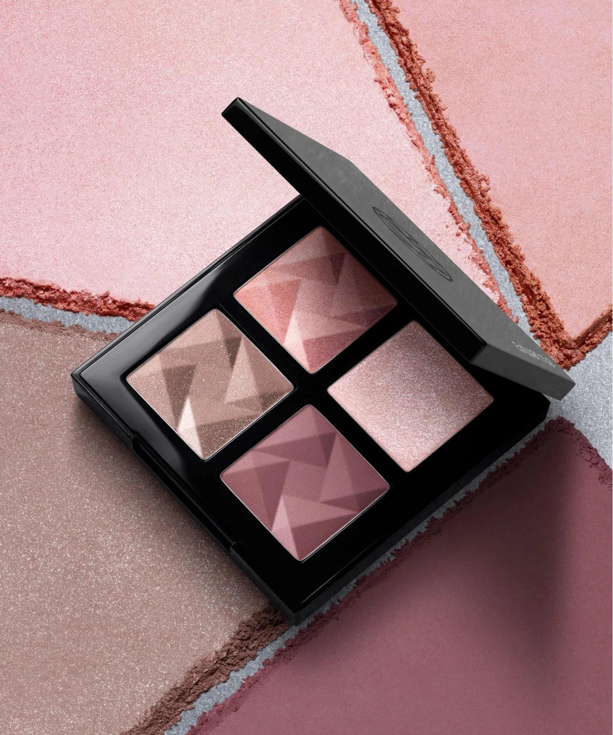 Тени для век 4-цветные shu uemura Ice Sculpto 3D Contour Beige