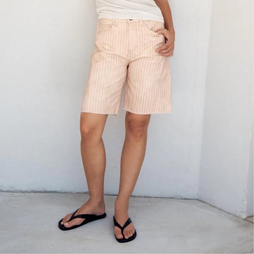 Женские джинсовые шорты с завышенной талией ZARA, Pink — фото 4