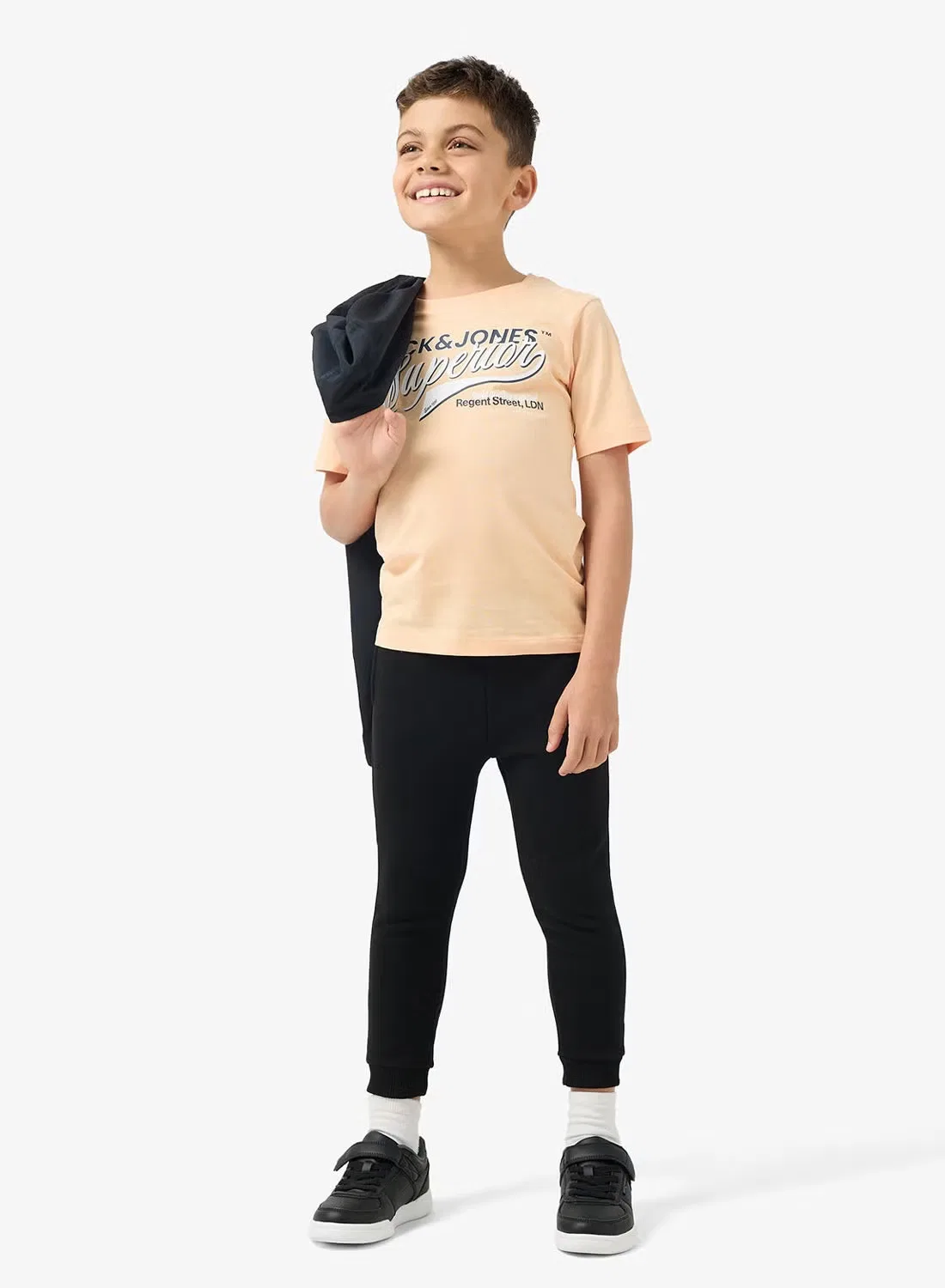 Футболка с логотипом для мальчиков Jack & Jones Junior, бежевый — фото 4