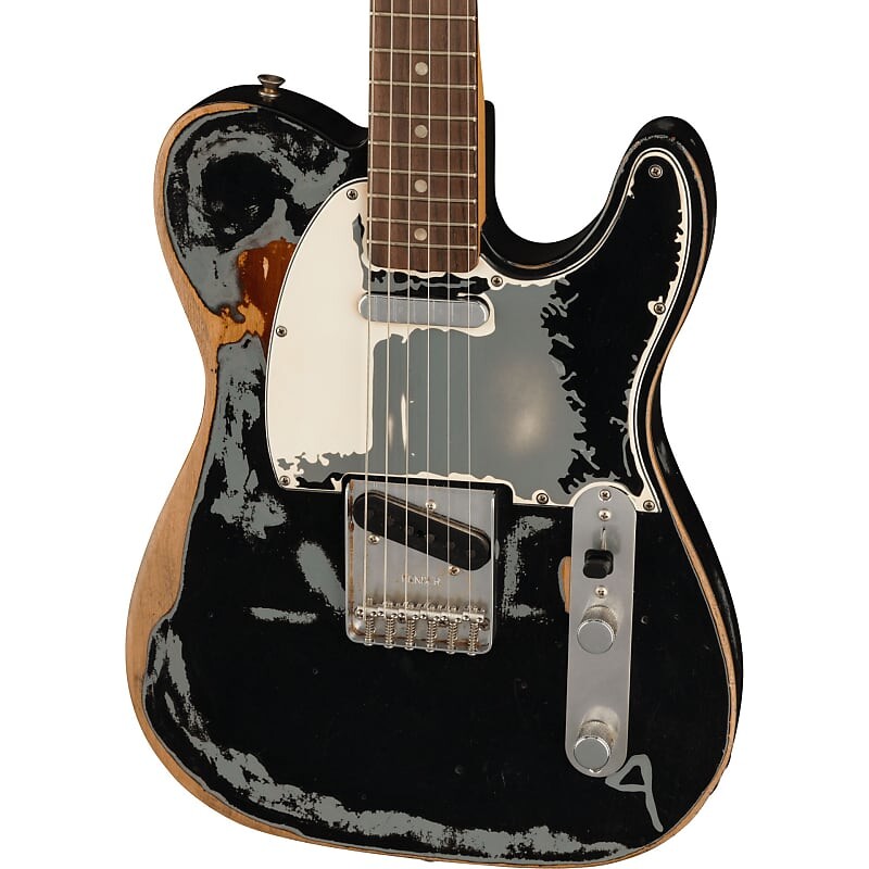 

Фирменный телекастер Fender Joe Strummer в черном цвете 0143900796