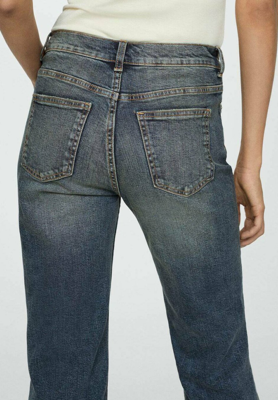 

Джинсы Bootcut Mango, темно-синий