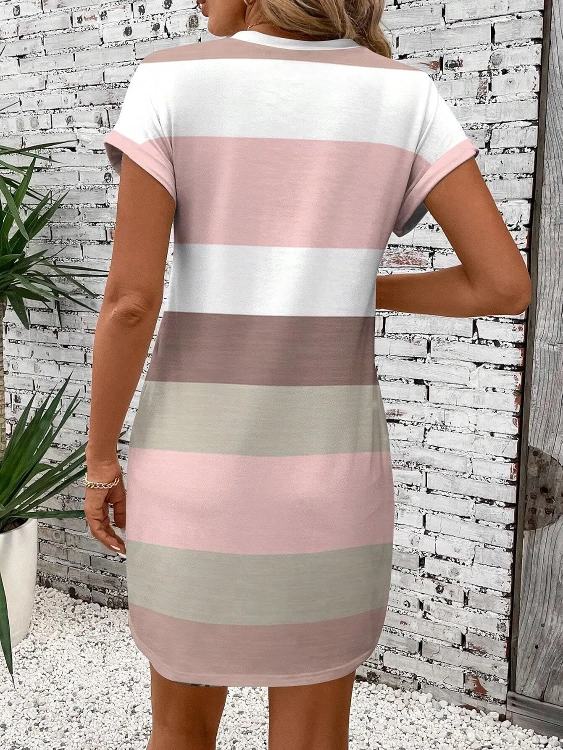 Женское мини-платье с коротким рукавом и полосками, Oversize, Multicolor — фото 2