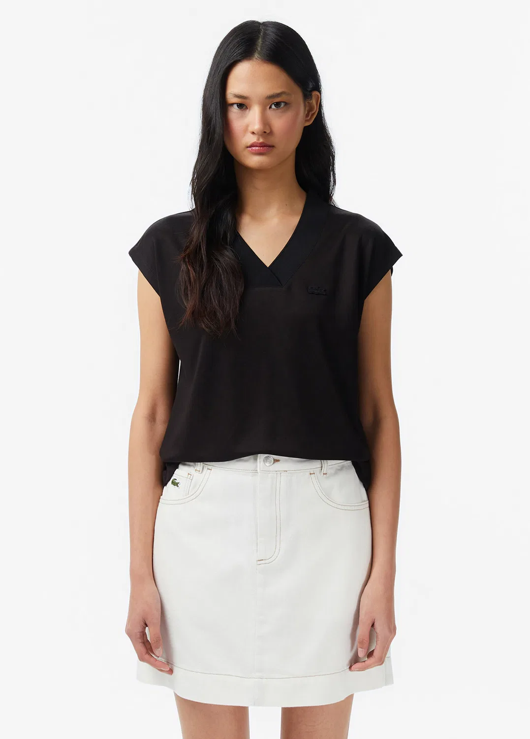 Футболка Lacoste Slim Fit V-образный вырез, черная