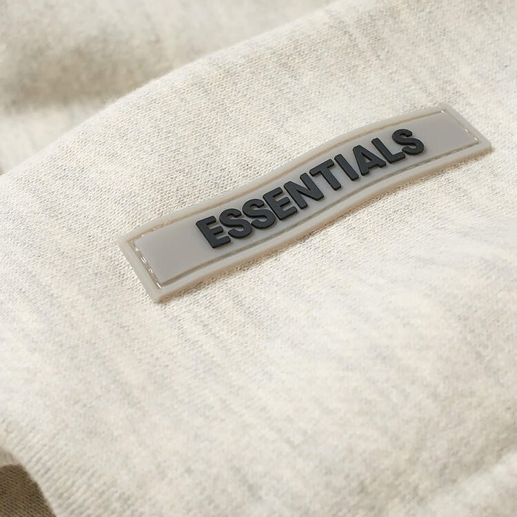Худи Fear of God Essentials Hoodie 'Oatmeal', загар — фото 3