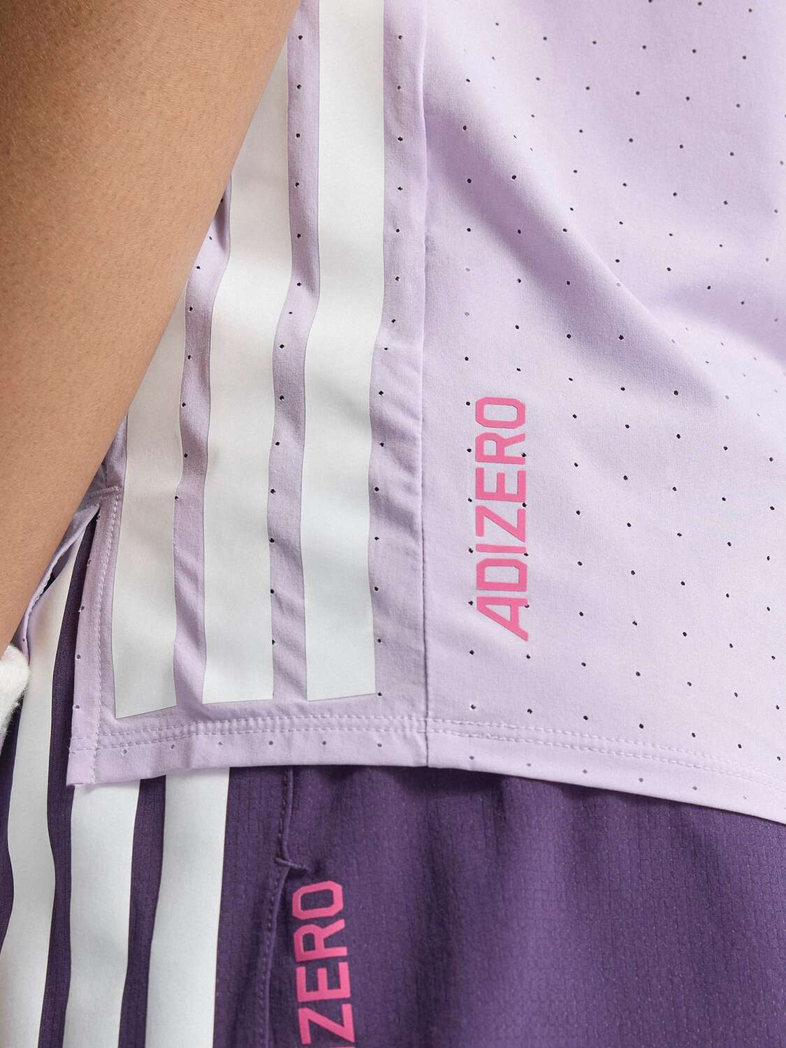 Adidas Performance Футболка для бега 'Adizero Running' в сиреневом цвете — фото 4
