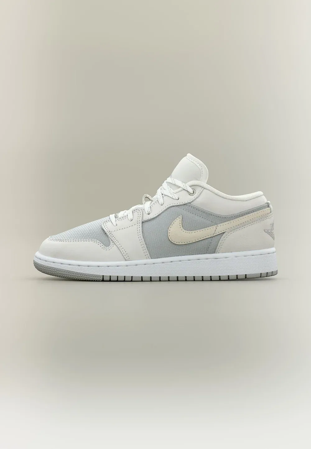 Кроссовки Air 1 se унисекс Jordan, Off White/Neutral Grey/Soft Pearl