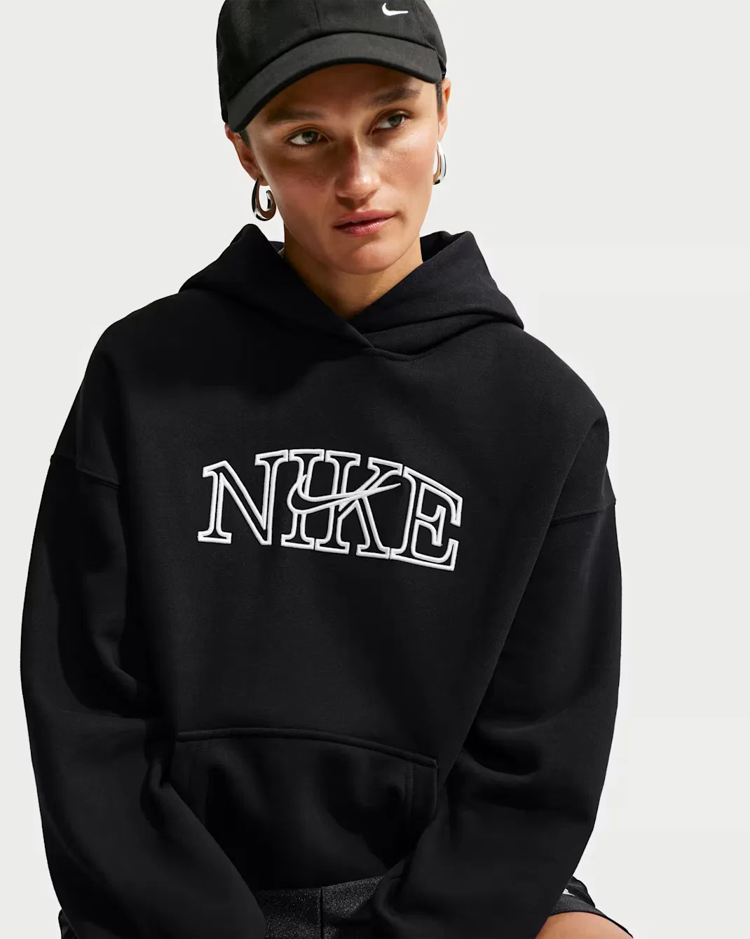 Женская объемная толстовка с логотипом Nike Studio Fleece Medium Weight "Graphic Pack", Total Black/White