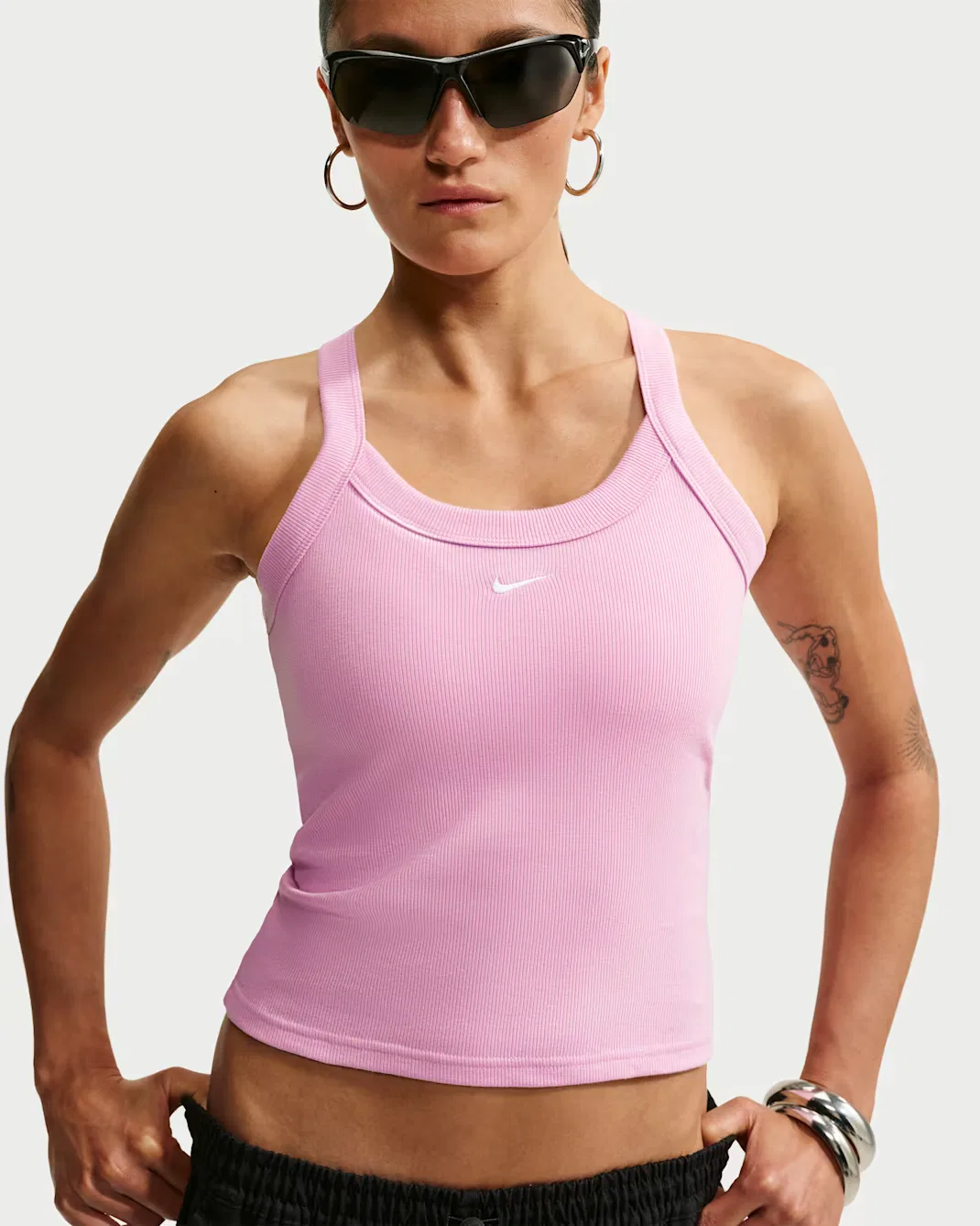 Женская облегающая мини-майка в рубчик Nike Sportswear Chill Knit, Pink Rise/White — фото 3